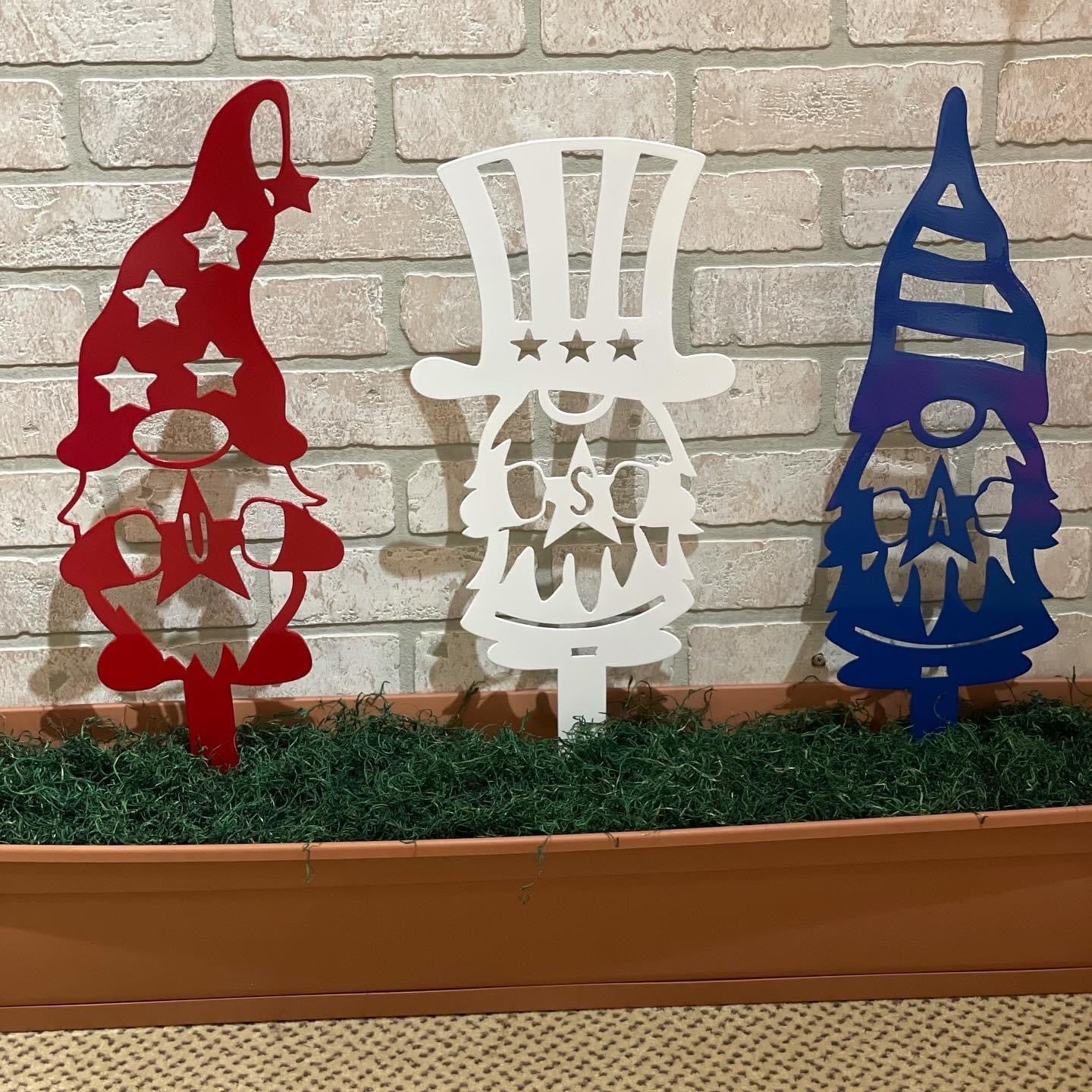 USA gnome set – Crazy Daisys Metal